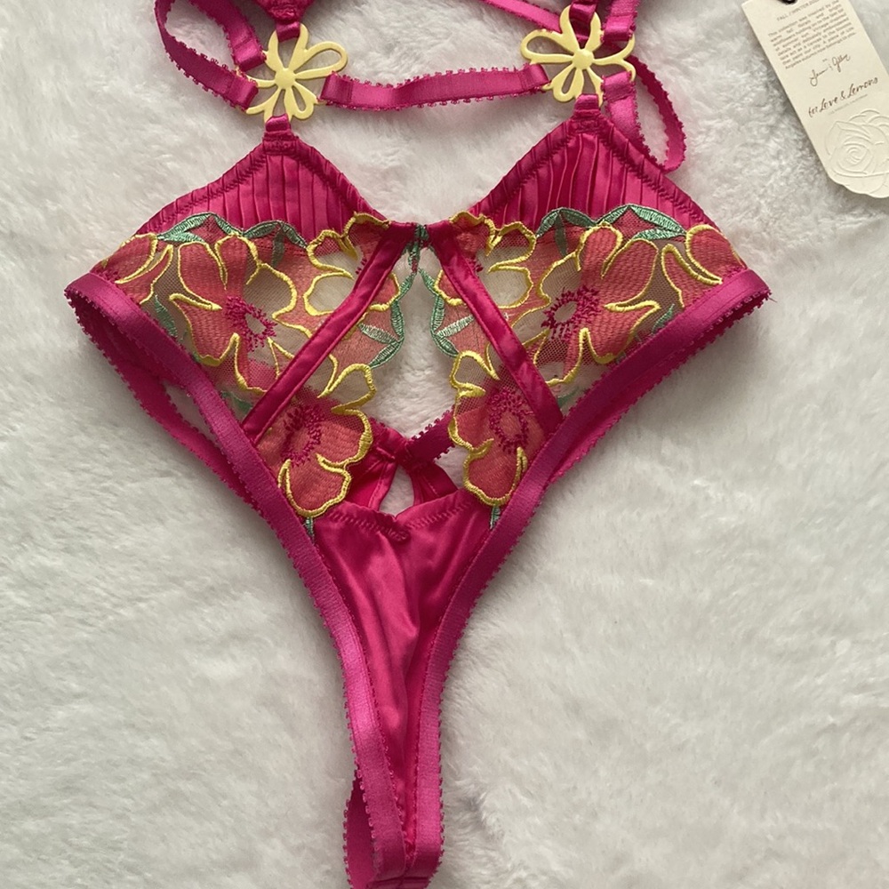 Pink Lingerie Body Suit 💕 - Picture 3 of 12
